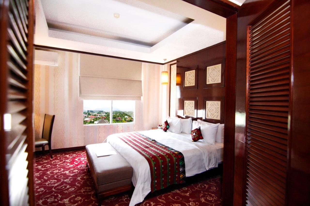 Hermes Palace Hotel Banda Aceh Exteriör bild